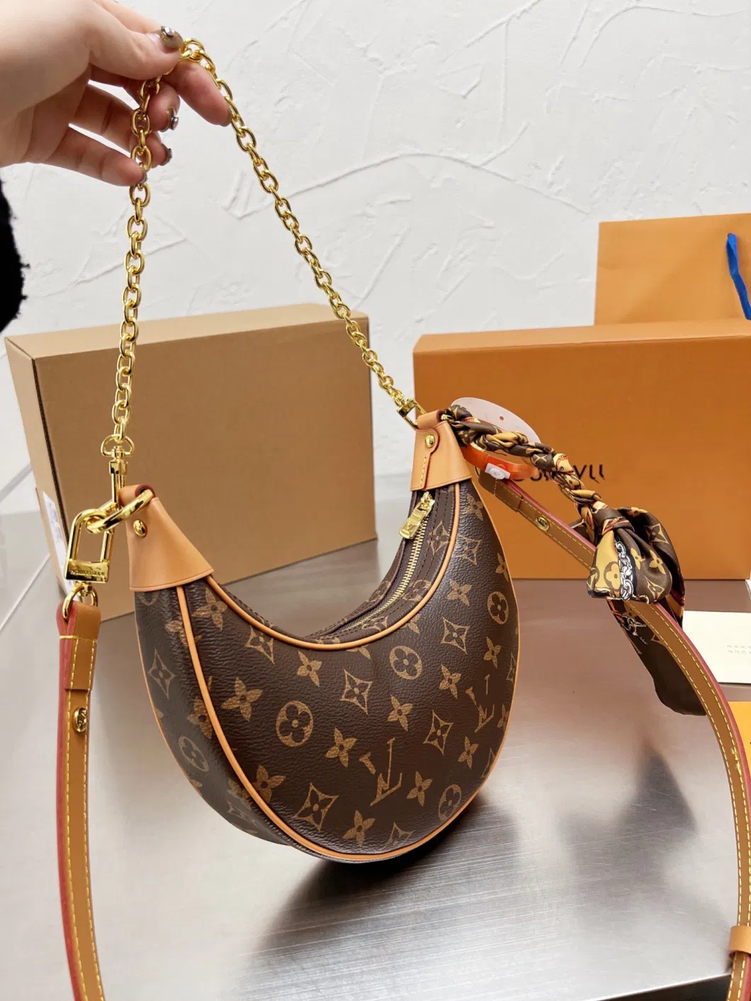 High Quality Designer Fashion Women Replica AAA+ Loop Luxury Shoulder Bag